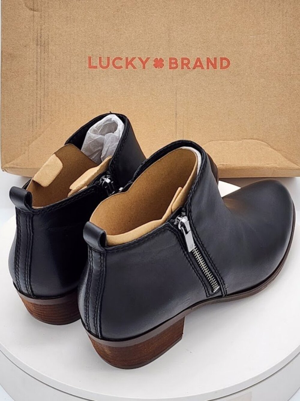 Lucky Brand Basell Black Glove Nappa Leather Ankle Booties Women’s Size 9.5 - Picture 3 of 9
